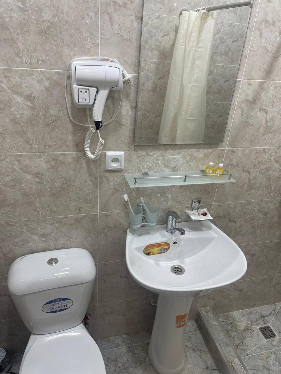 טשקנט Art Inn Hotel מראה חיצוני תמונה