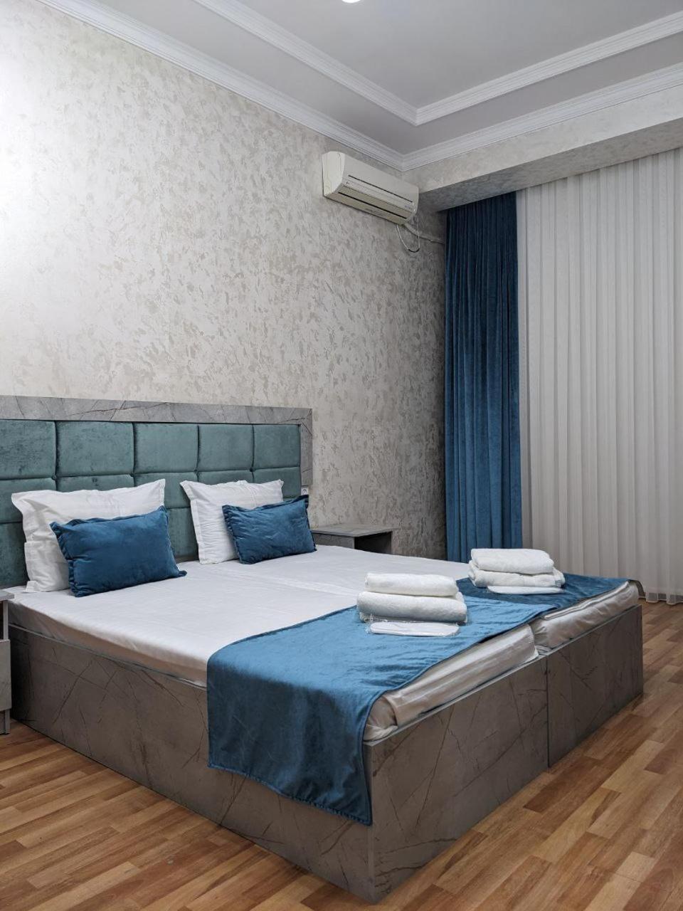 טשקנט Art Inn Hotel מראה חיצוני תמונה