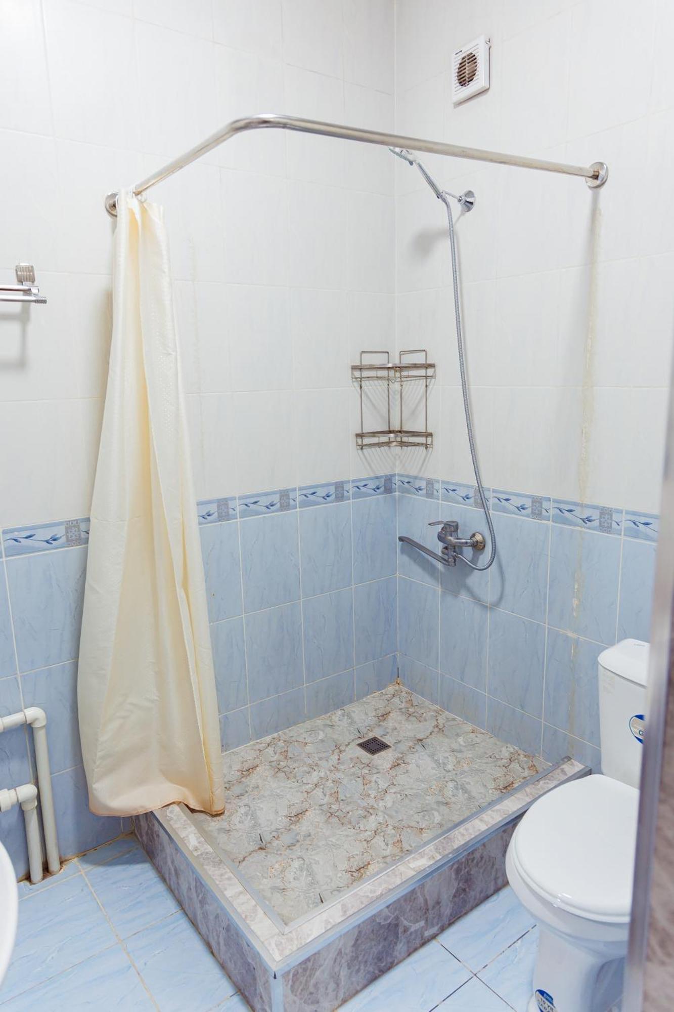 טשקנט Art Inn Hotel מראה חיצוני תמונה